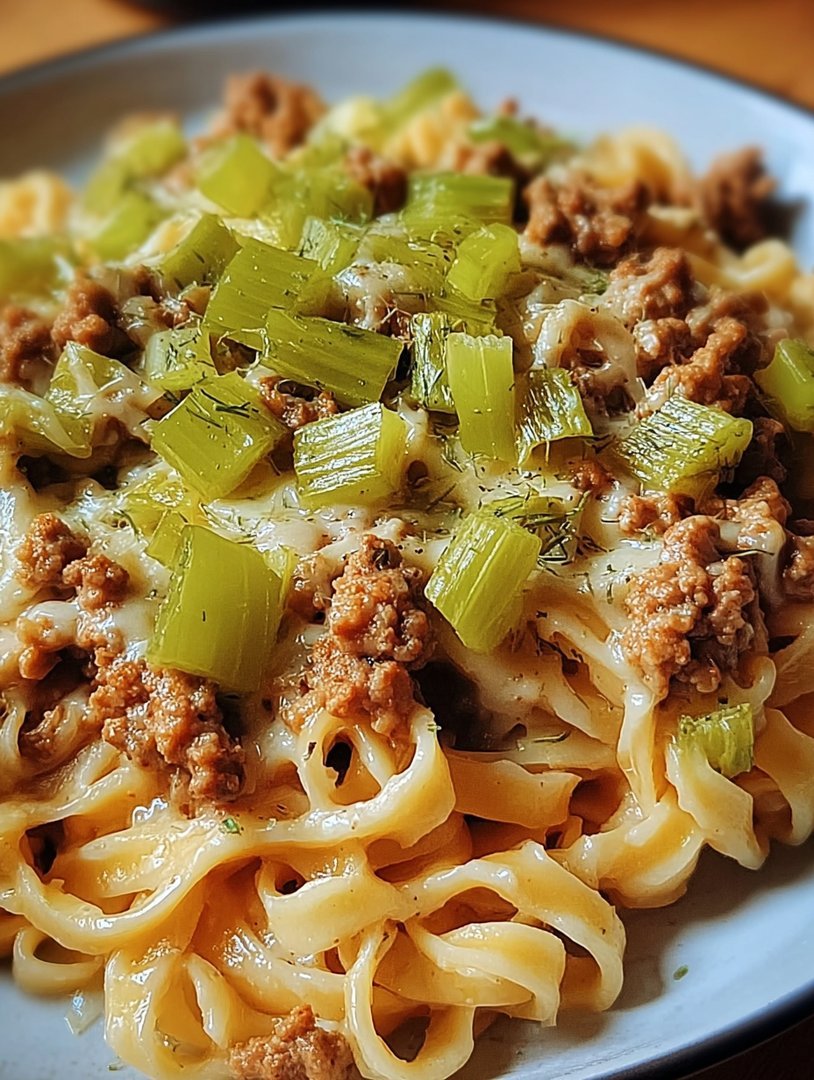 Käse-Lauch Pasta mit Hackfleisch image 2