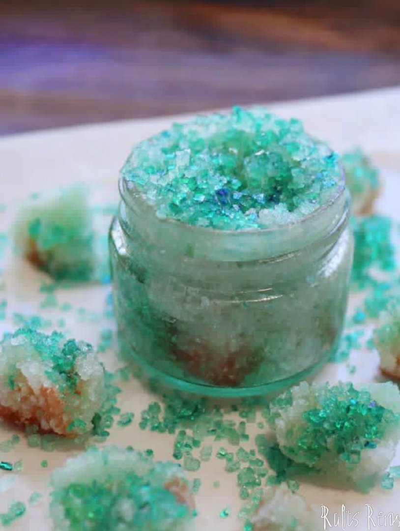 Mermaid Foot Scrub image 2